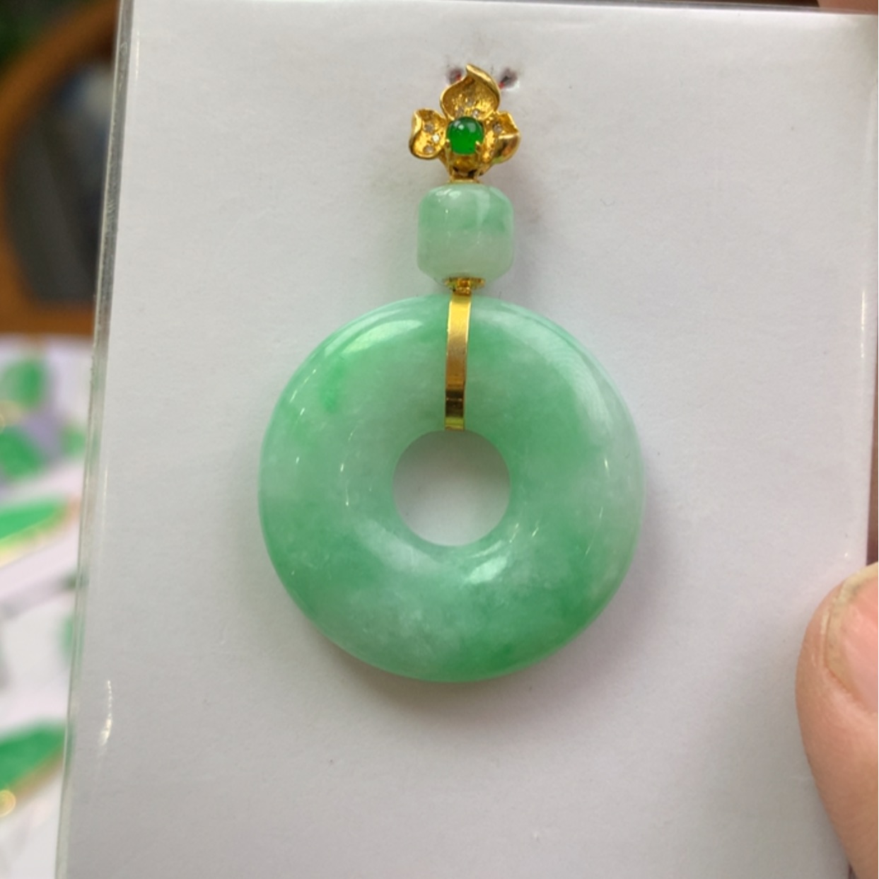 【闪购商品】翡翠18K金镶嵌颈饰翡翠