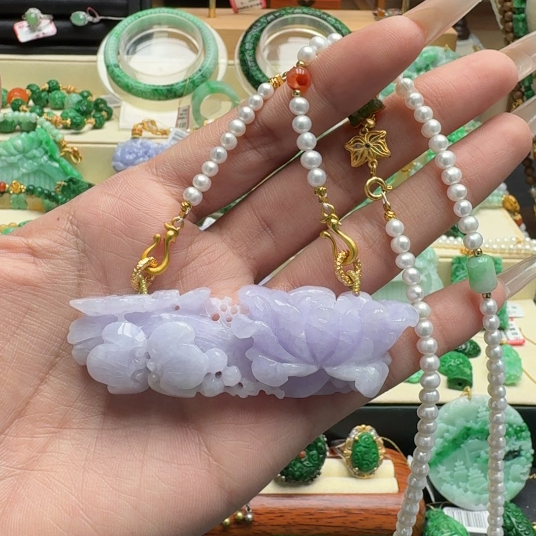 翡翠未镶嵌颈饰翡翠吊坠
