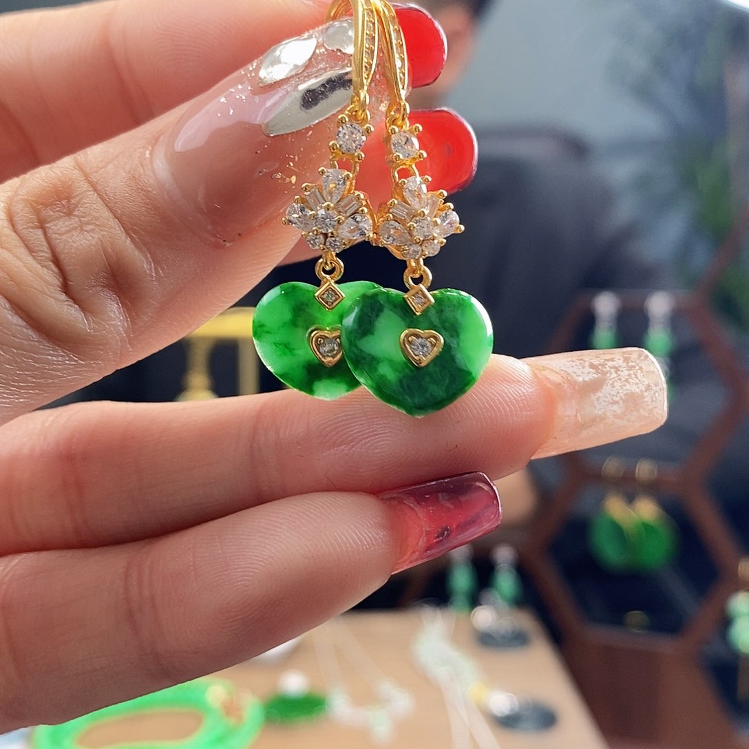 翡翠耳饰银S925镶嵌翡翠