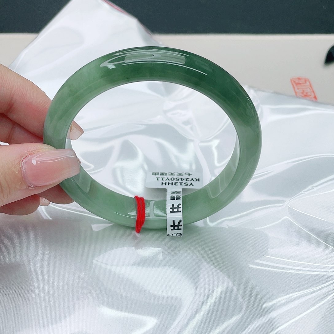 翡翠手镯未镶嵌正60.5