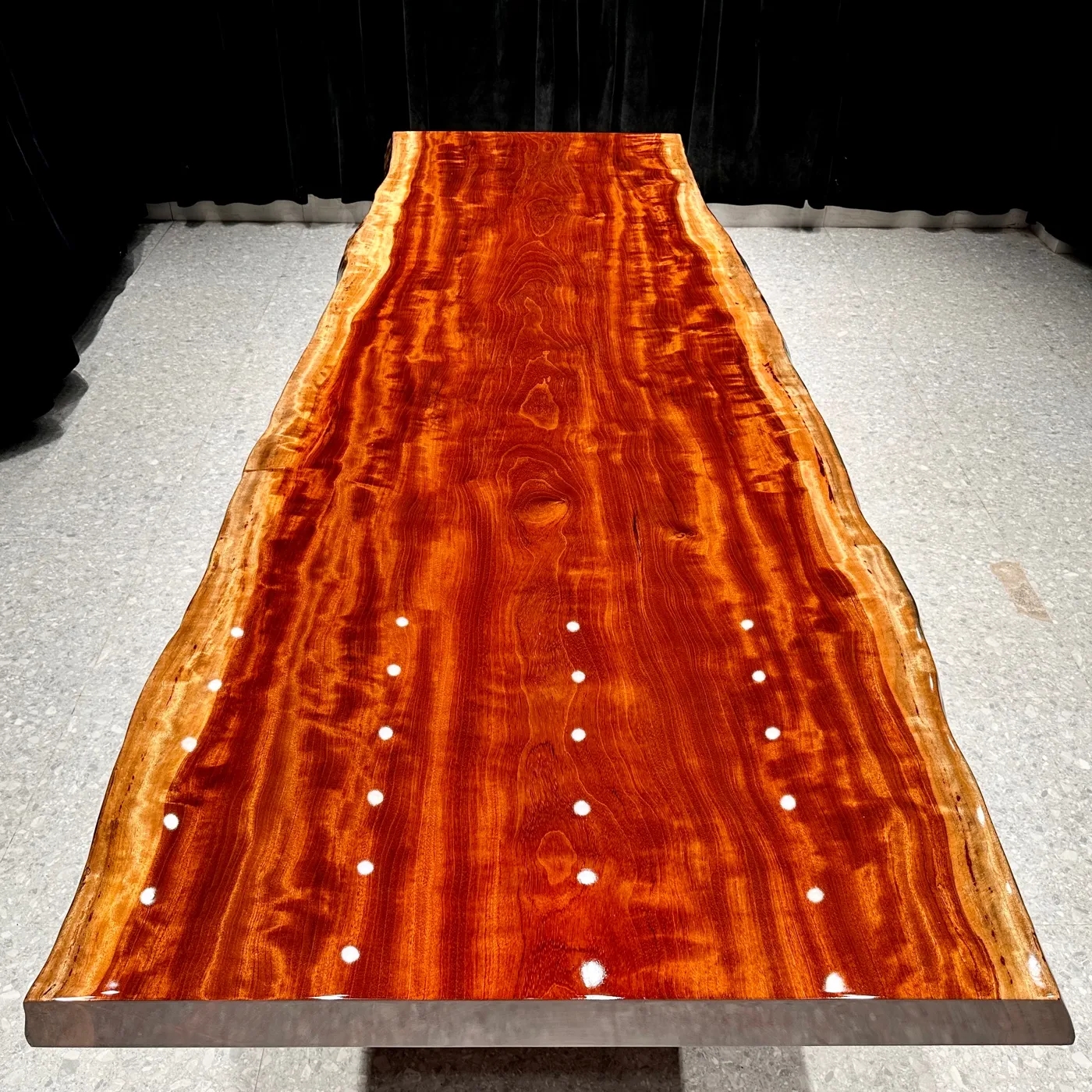 巴花大板 自然边 303*105*10