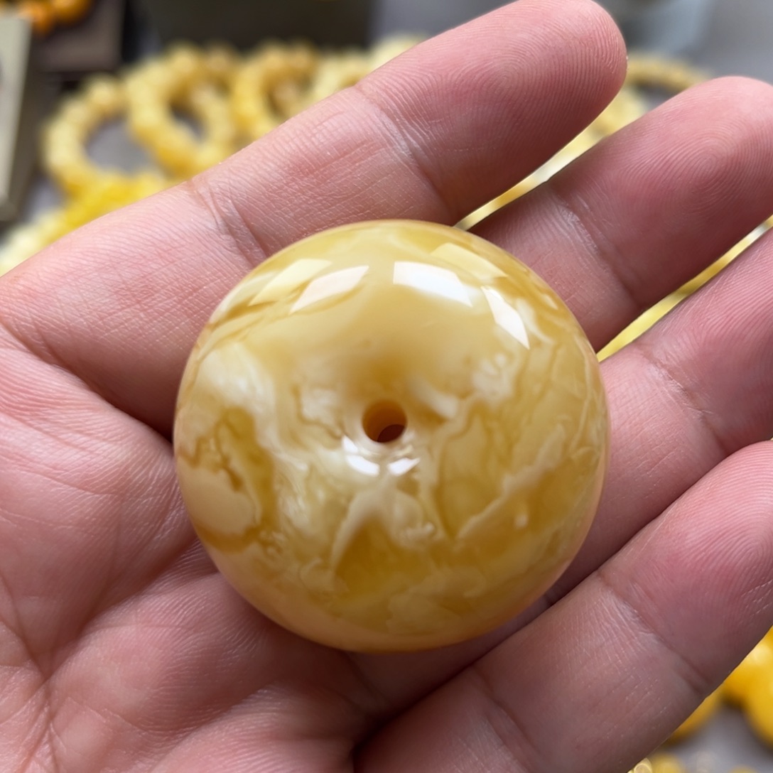 琥珀颈饰未镶嵌吊坠