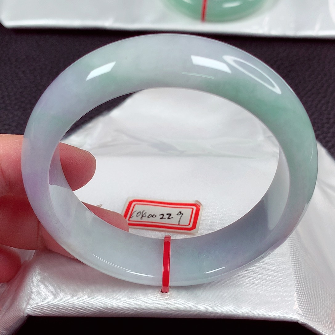 未镶嵌手镯翡翠天然翡翠手镯
