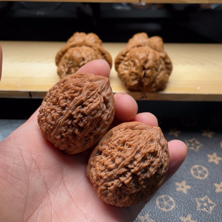 核桃大蒜头文玩核桃