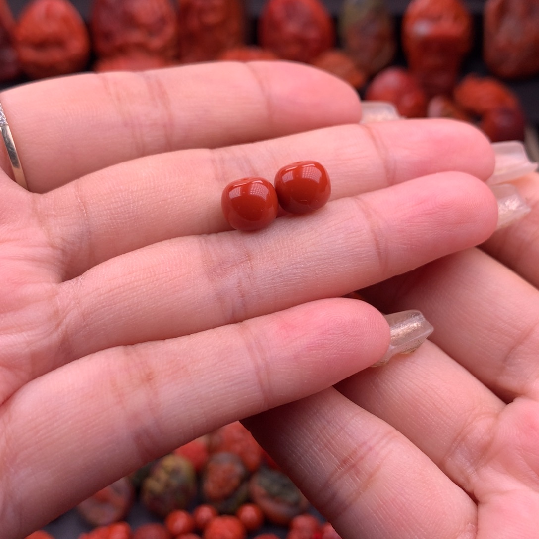 南红玛瑙南红川料原矿老型对珠8.4mm未镶嵌