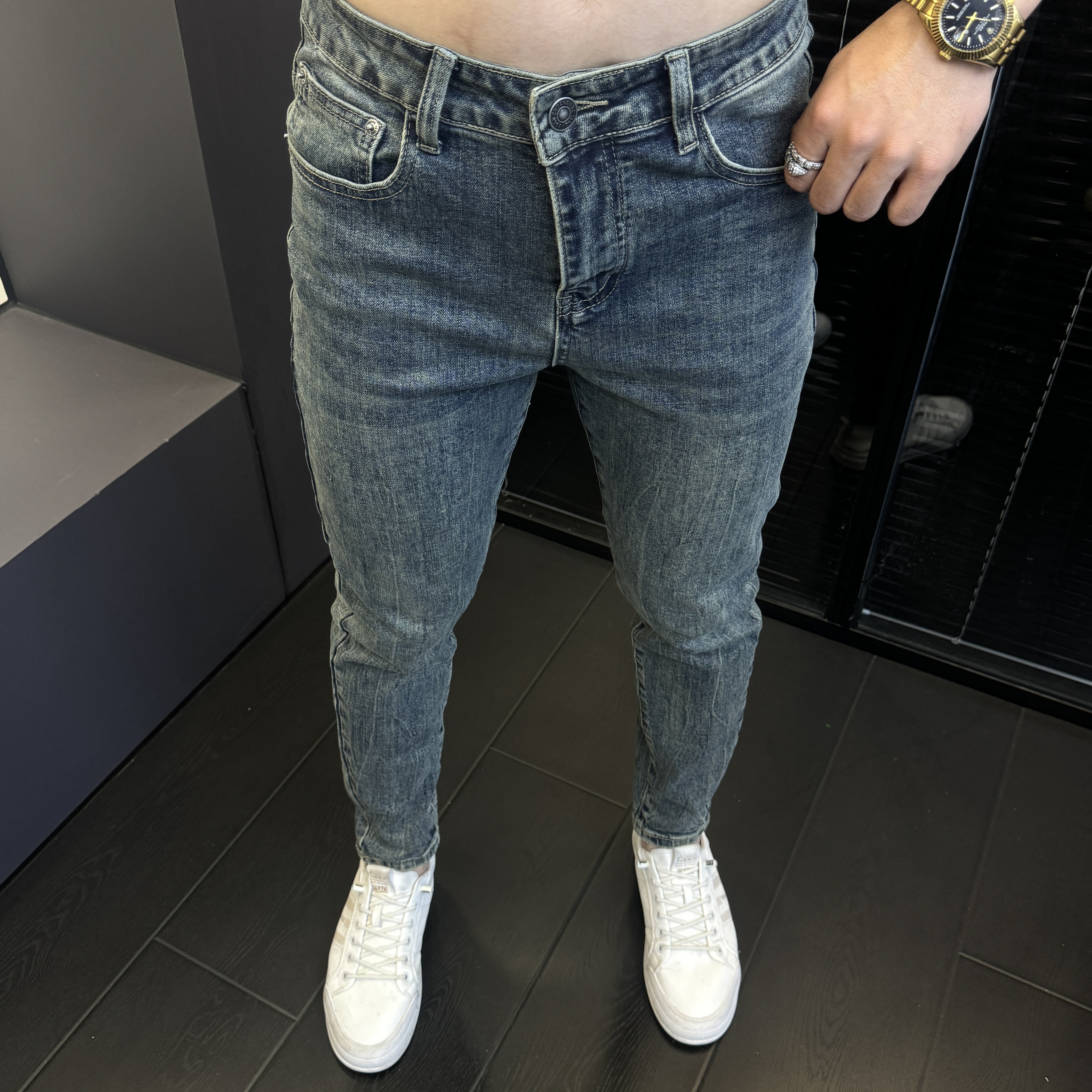 2025名图服饰夏季新款简约修身小脚蓝色洗水牛仔裤时尚牛仔裤6207