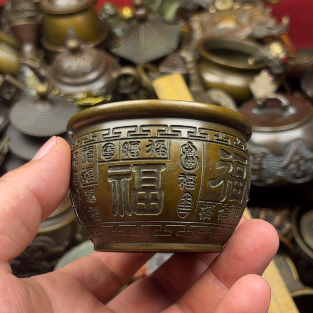 精美铜器，精美铜器。