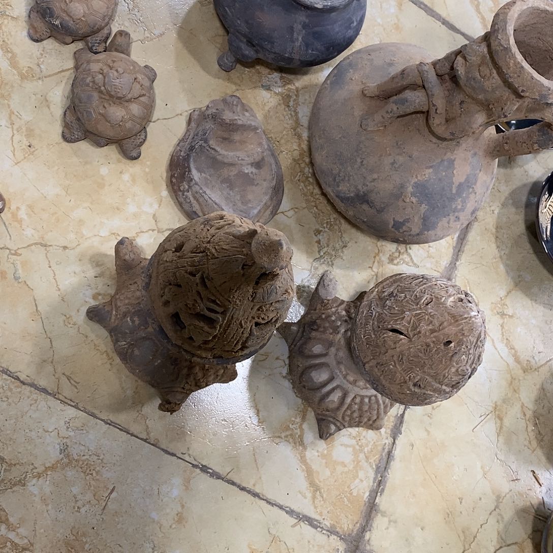 黄***～瓷片黑陶的六件套