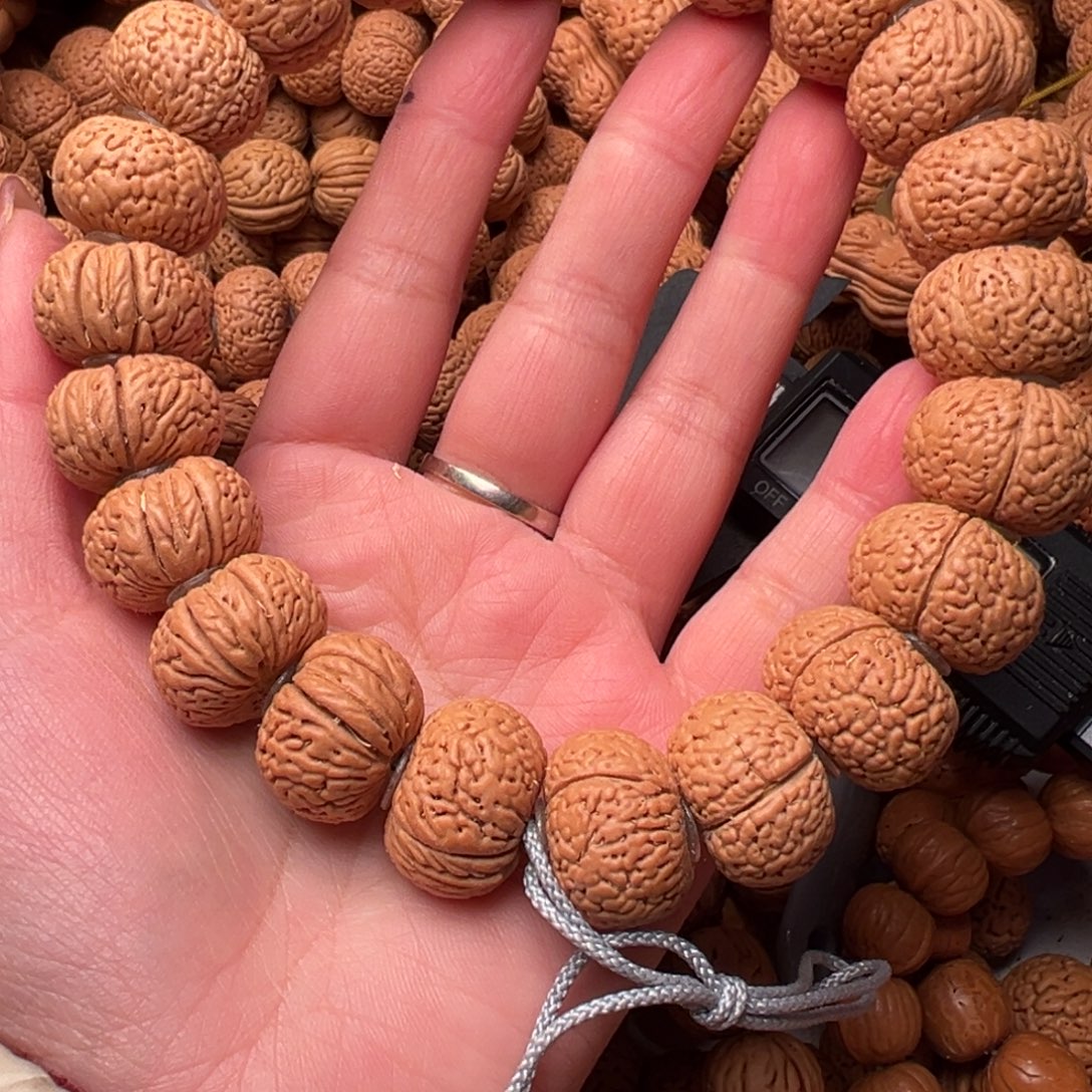 20尺寸龙鳞苹果夹板桃核手持