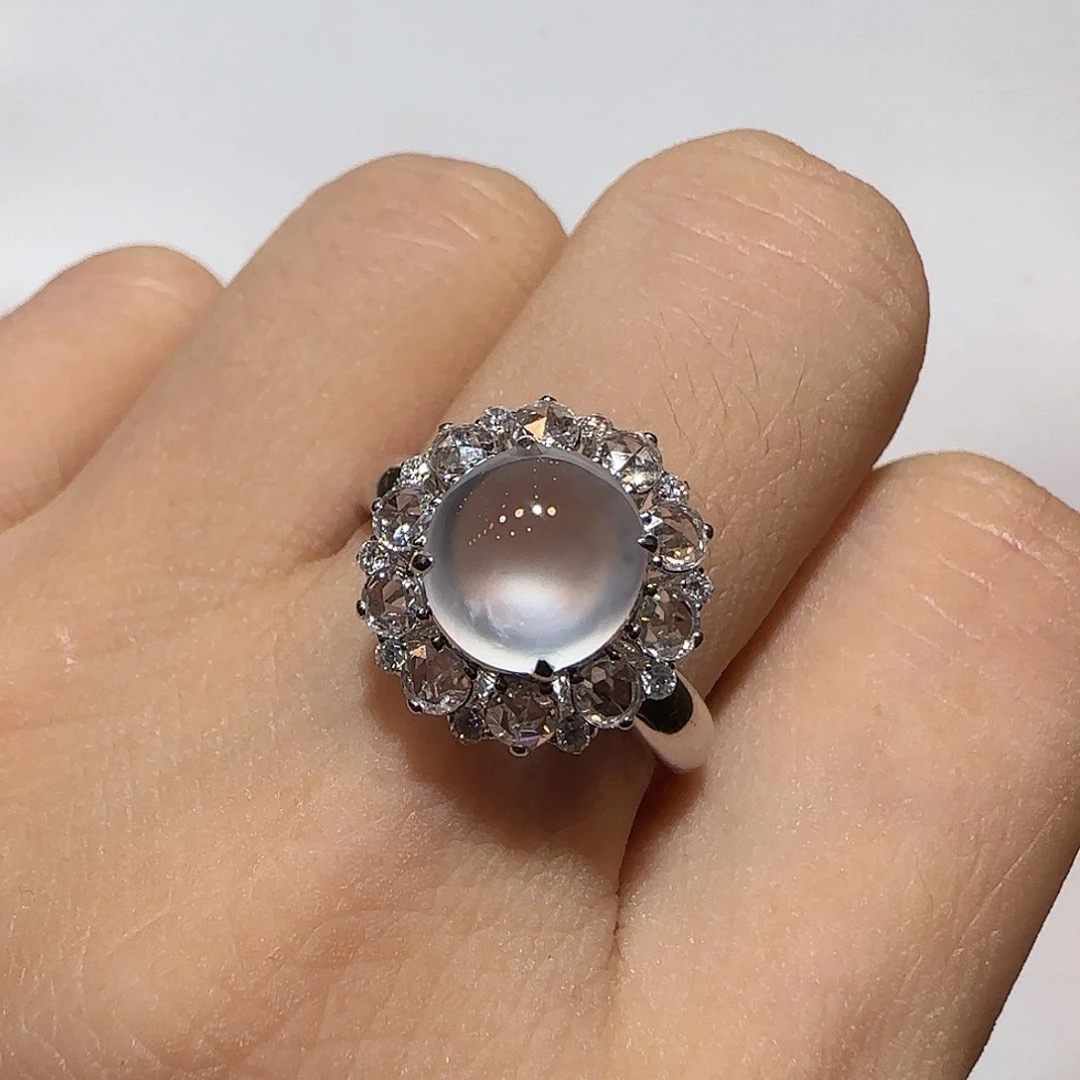 天然缅甸翡翠A货玻璃种蛋面戒指12800裸石8.2*7.8*4