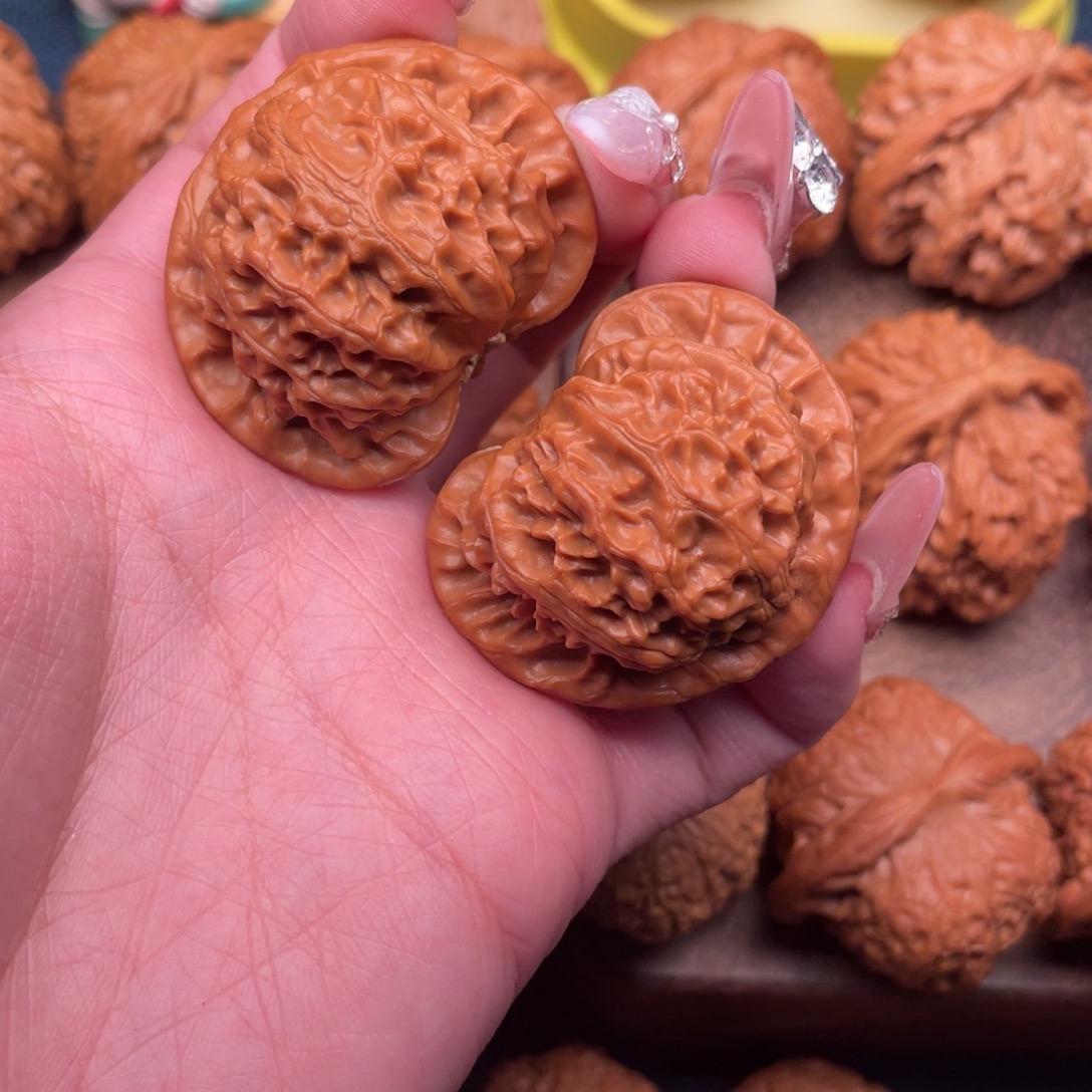 文玩核桃把件全品精配桃心宫灯42