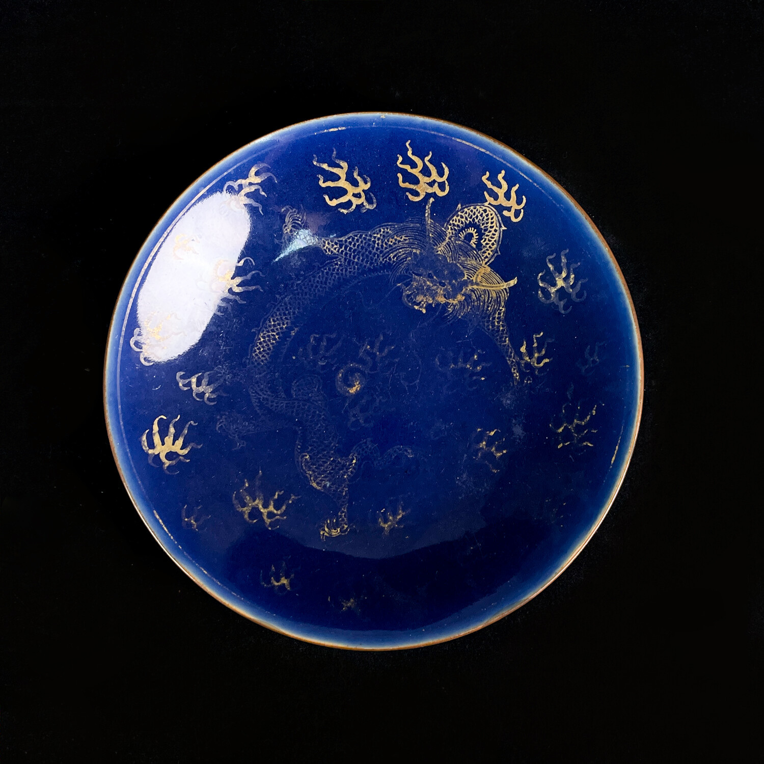 M25L8002278 - 清乾隆霁蓝釉描金龙纹盘