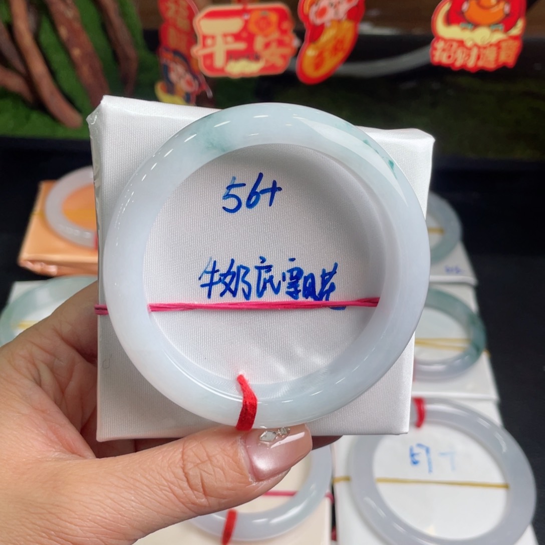 翡翠手镯未镶嵌缅甸翡翠手镯11