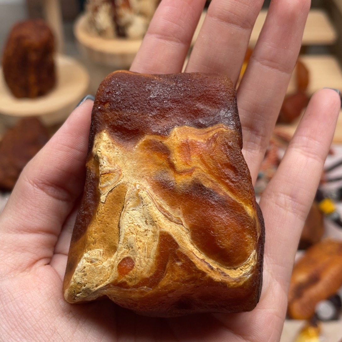 琥珀未镶嵌珠宝奇石