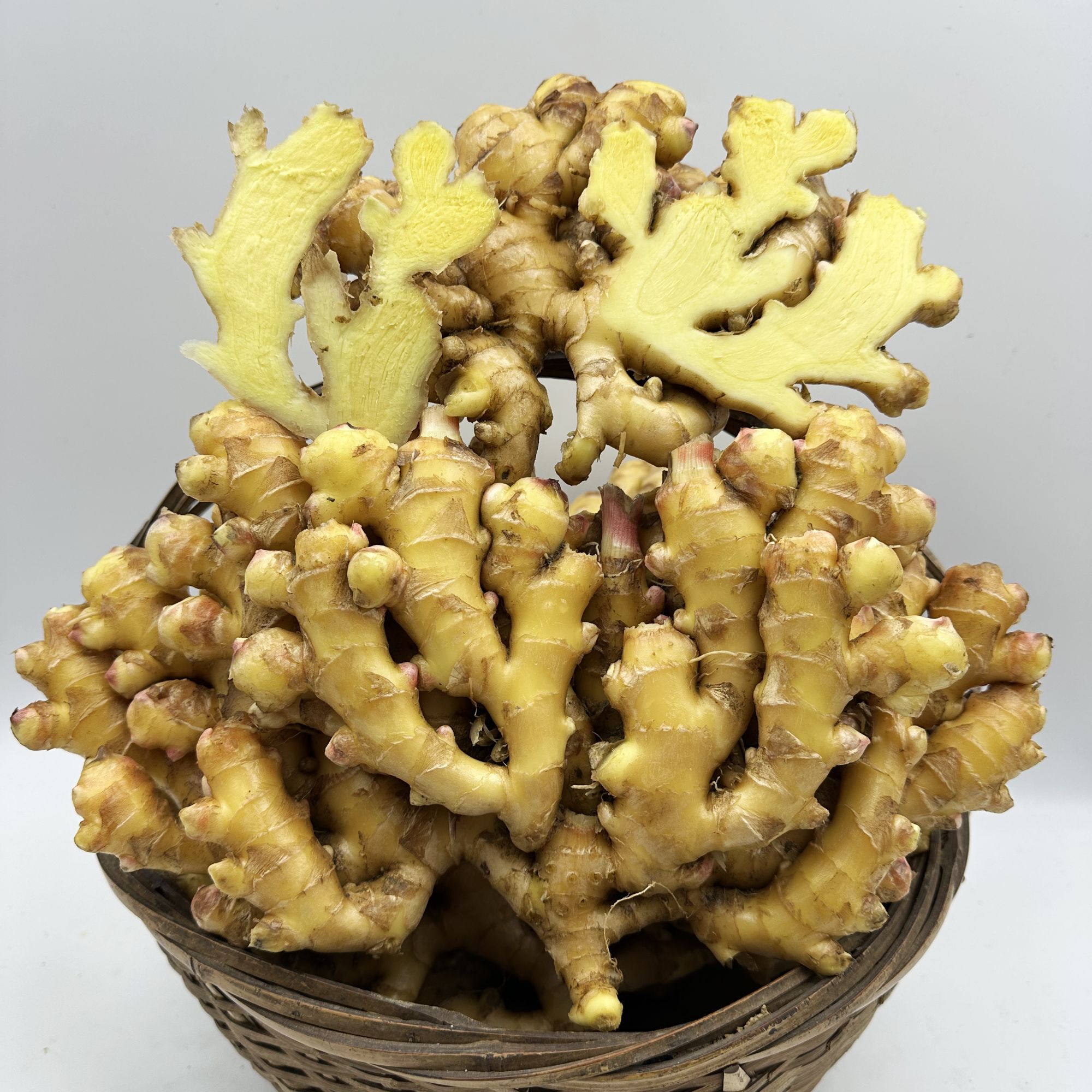 连州山区新姜小黄姜现挖现发新鲜蔬菜25年新货