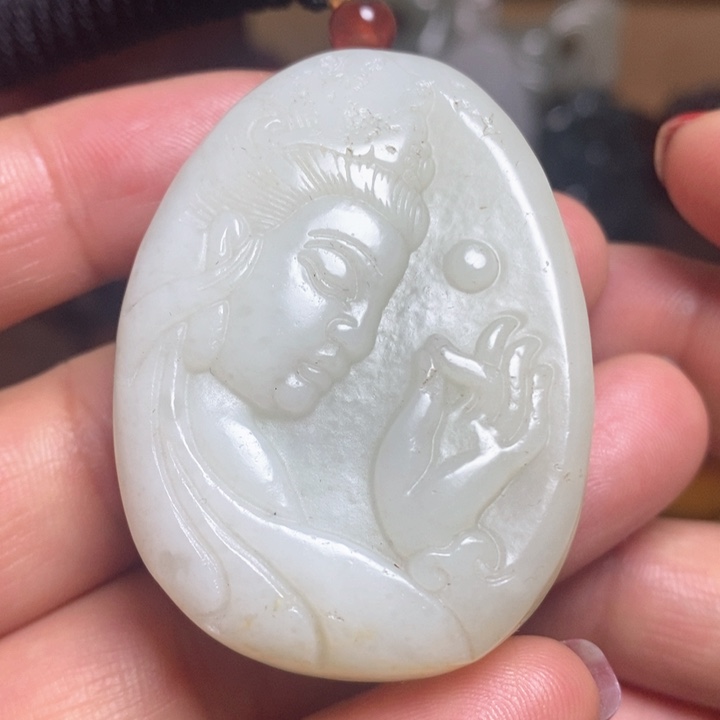 和田玉颈饰未镶嵌