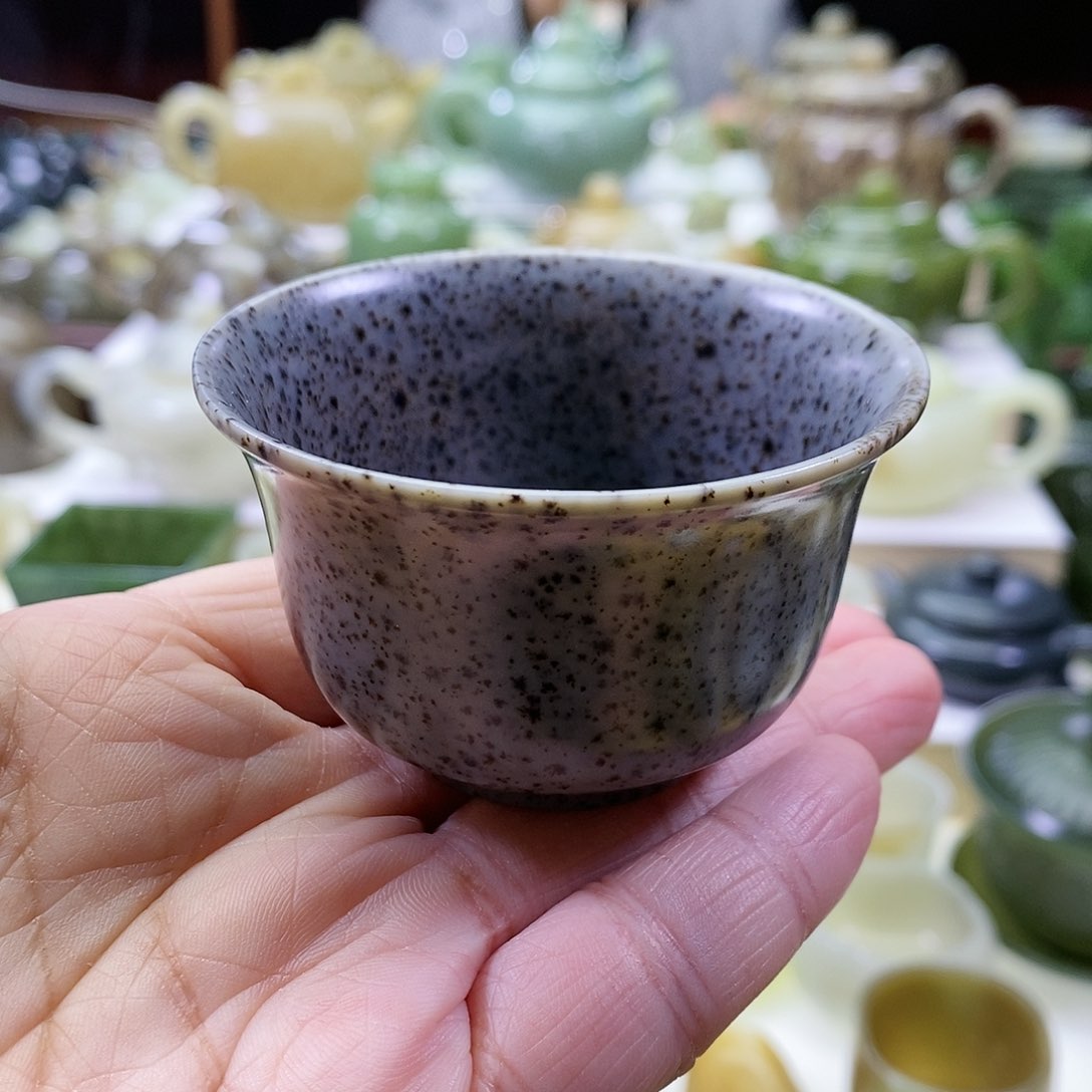 和田玉茶杯未镶嵌
