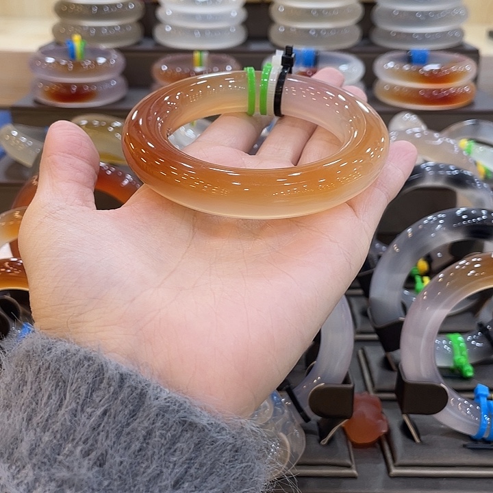 玛瑙/玉髓未镶嵌手镯30