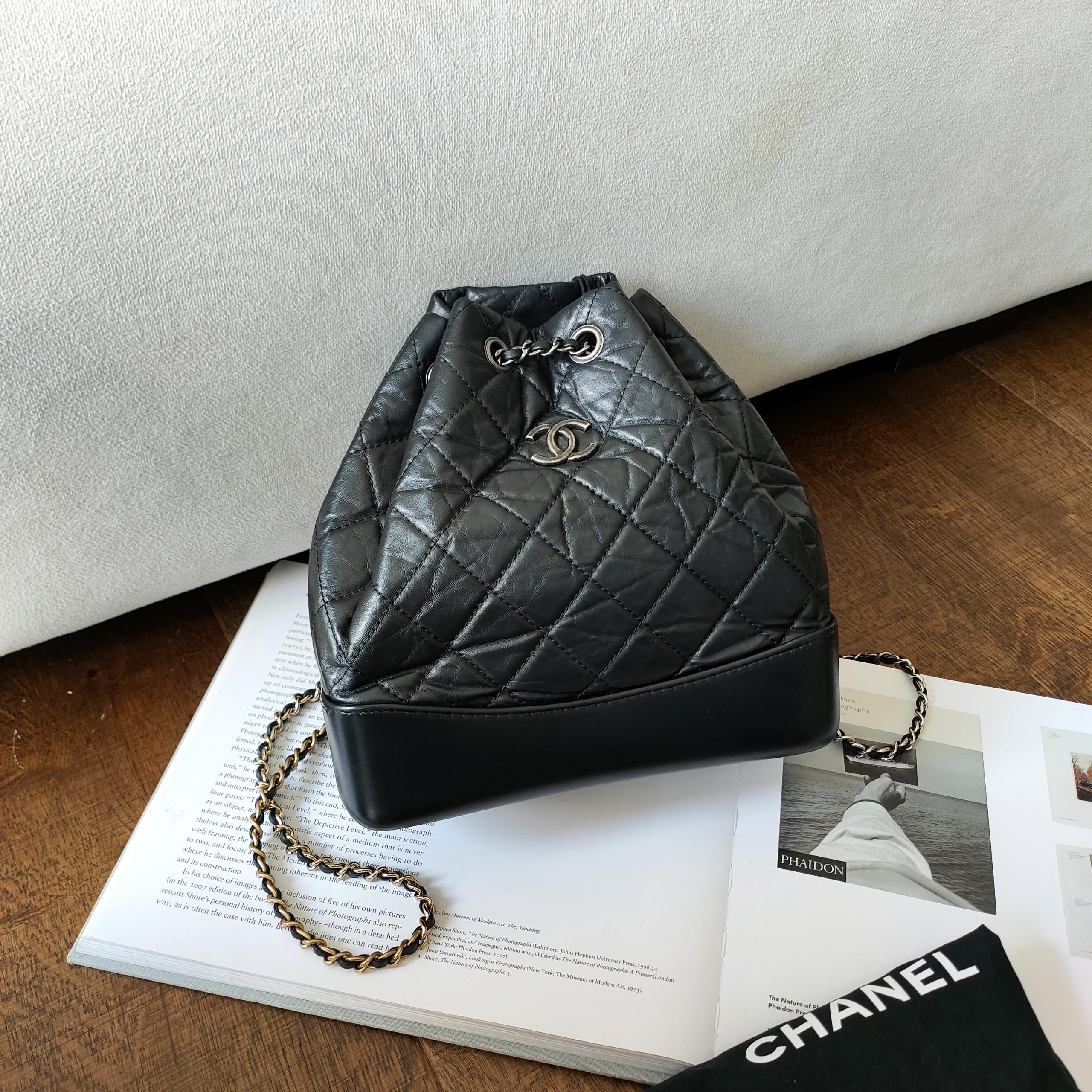 95新 Chanel/香奈儿 Azul - 黑银牛皮流浪小号双肩包 49481