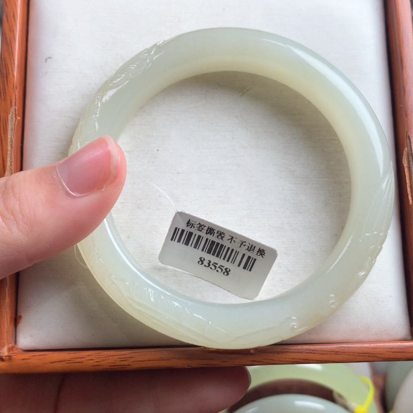 【闪购商品】和田玉手镯未镶嵌