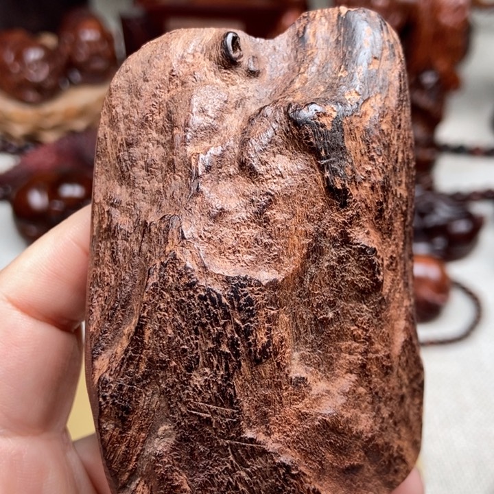 花梨木类端景台40克左右原木片