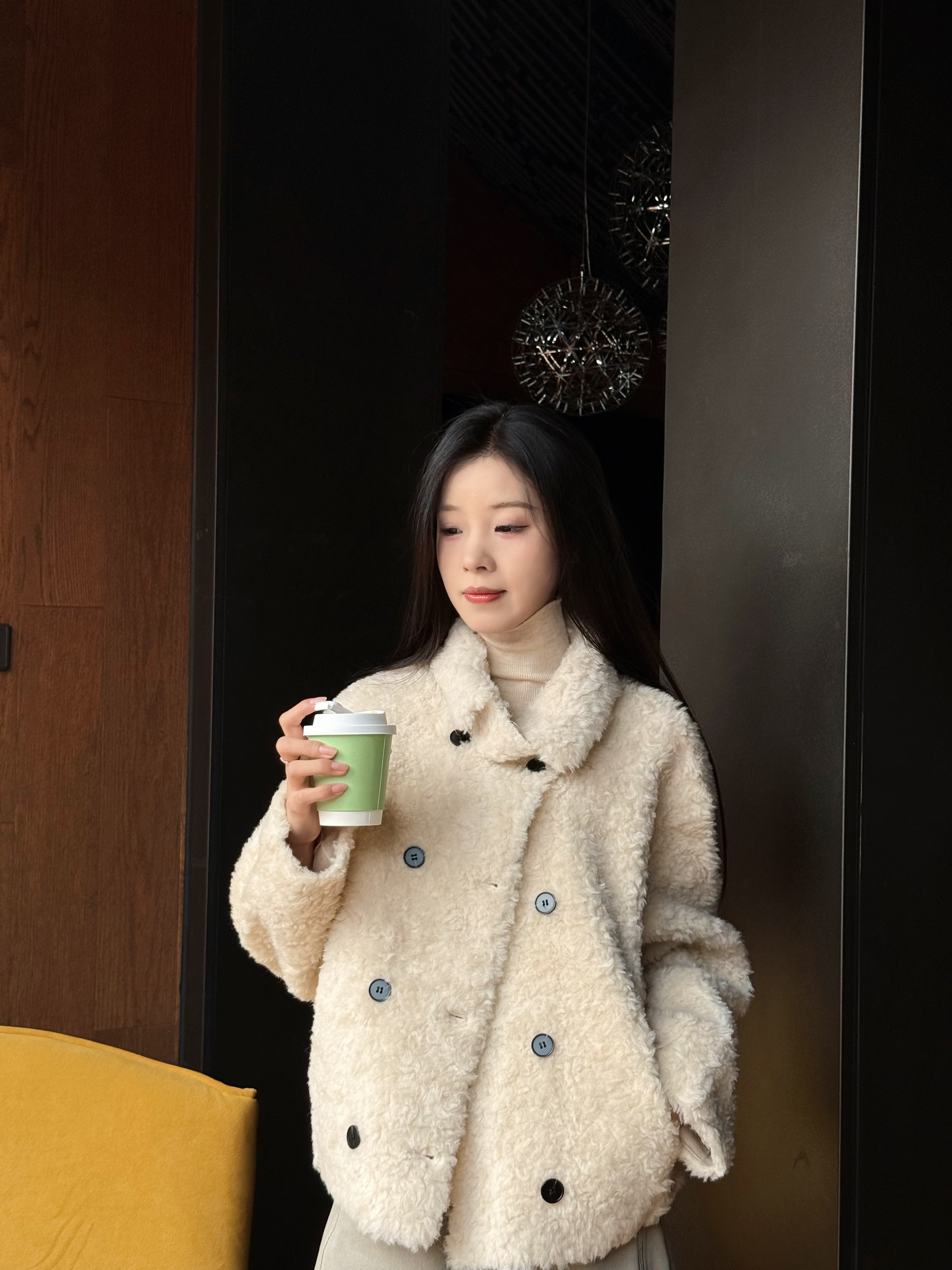 上衣长袖气质韩版冬季小香风双排扣秋冬大衣落肩袖女小外套25911