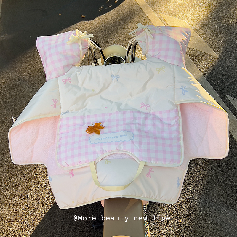 可爱电动车挡风被冬季加绒御寒加厚电瓶车摩托冬款防水保暖防风罩