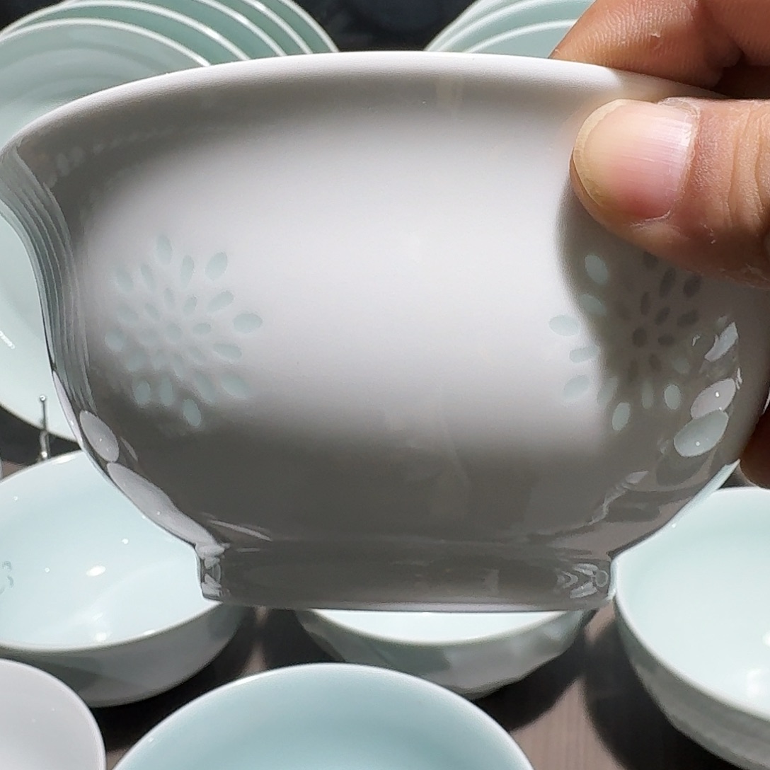 杯景德镇陶瓷白胎玲珑面碗2个