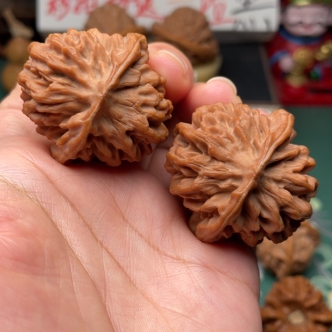 【闪购商品】把件文玩核桃40全品秦闷