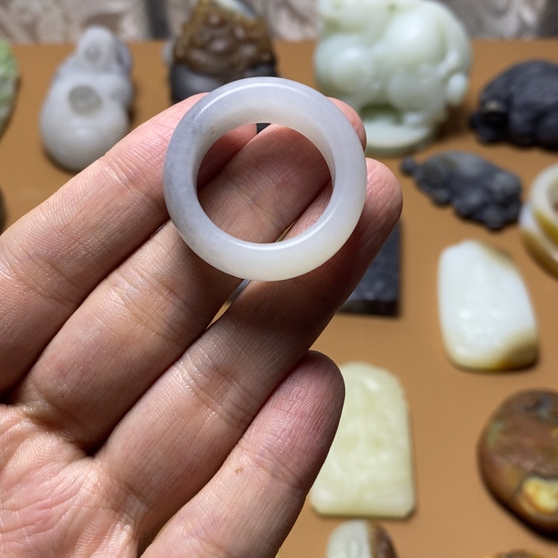 和田玉挂件定制未镶嵌