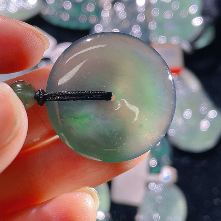 翡翠颈饰未镶嵌25，