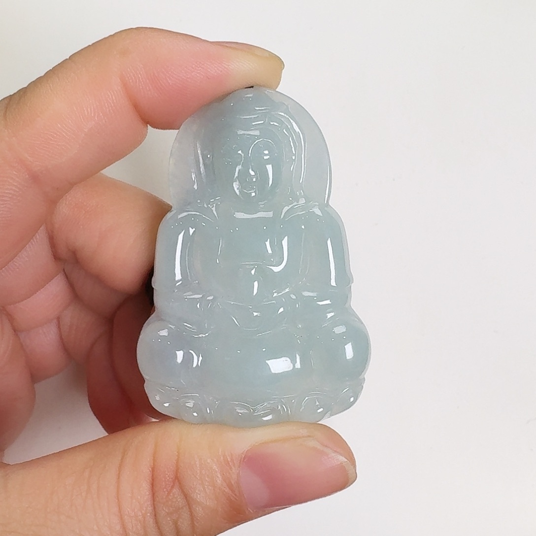 翡翠颈饰未镶嵌观音