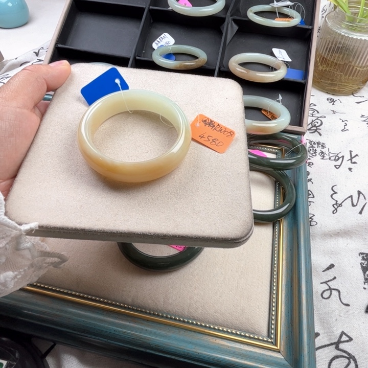 未镶嵌手镯和田玉玲珑美镯54