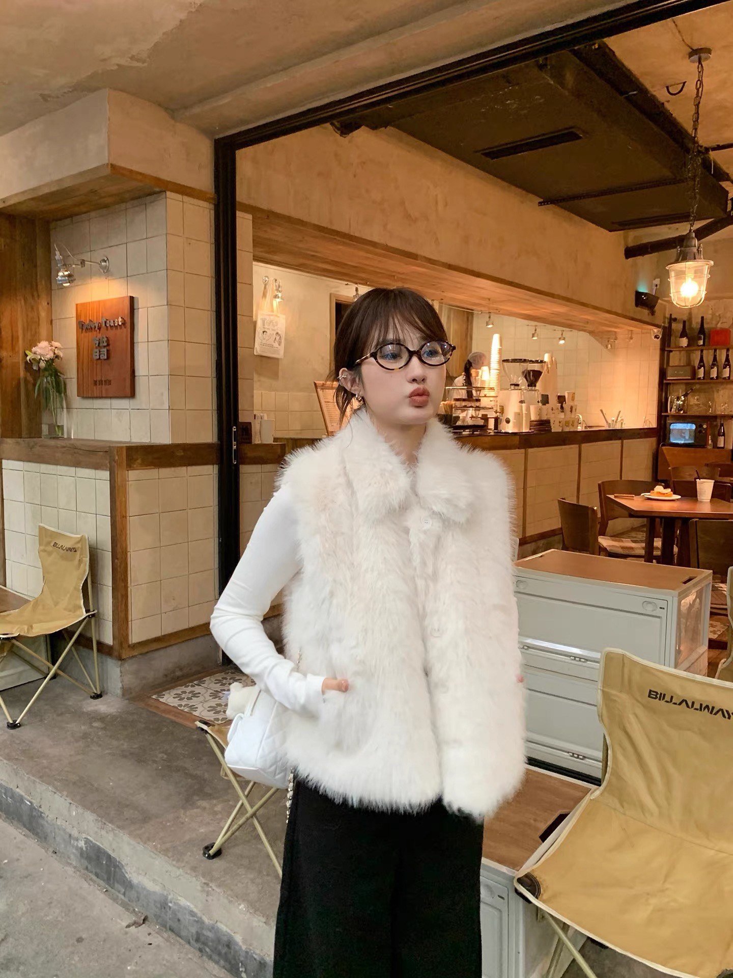 小玉呀！冬日奶绒 白色环保毛毛皮草马甲无袖外套上衣韩系女