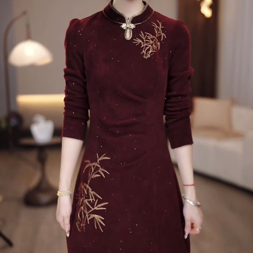 B437新中式改良版旗袍连衣裙2025秋冬季新款修身减龄喜妈妈女装裙