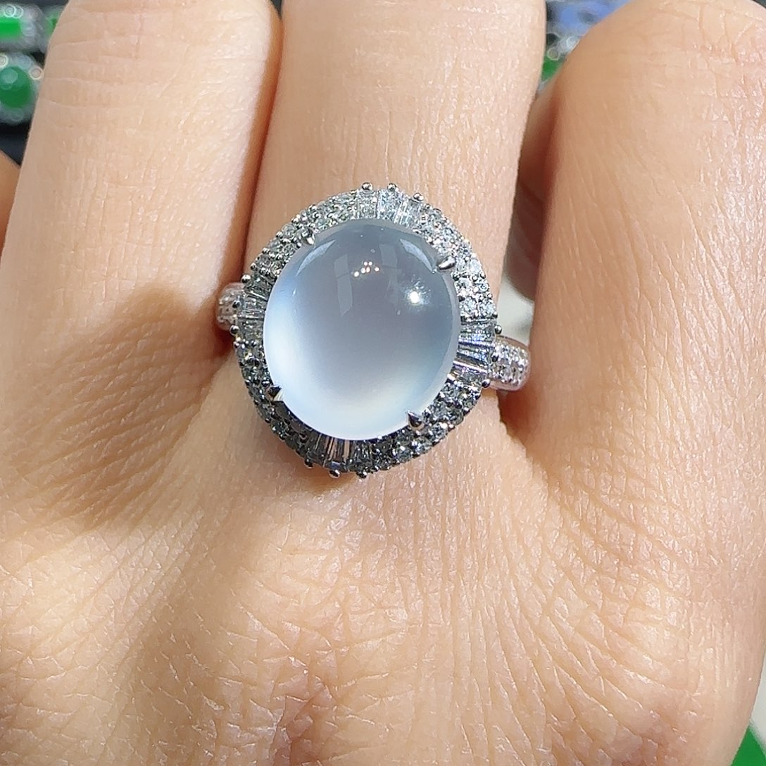 翡翠吊坠(不含链)18K金镶嵌