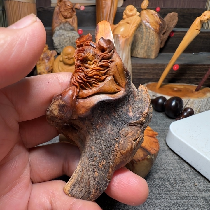 墨***客柏木（崖柏）我也想要这样一