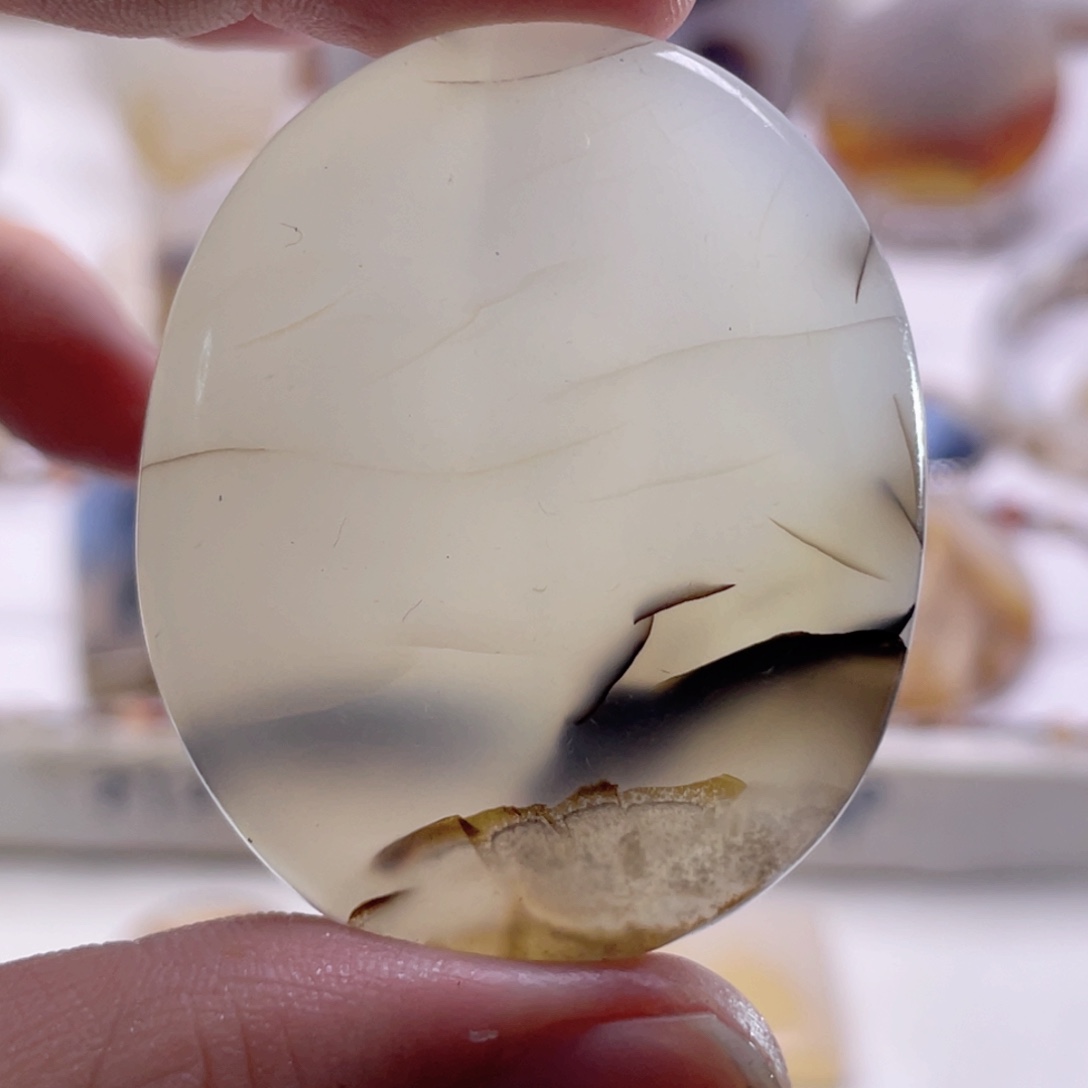 玛瑙/玉髓未镶嵌珠宝奇石