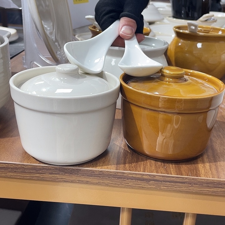 白瓷餐盘餐盘餐盘