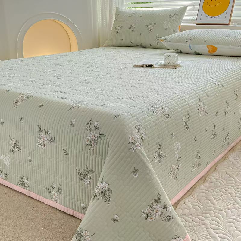 【暖暖家纺】新款三层加厚床盖清新舒适