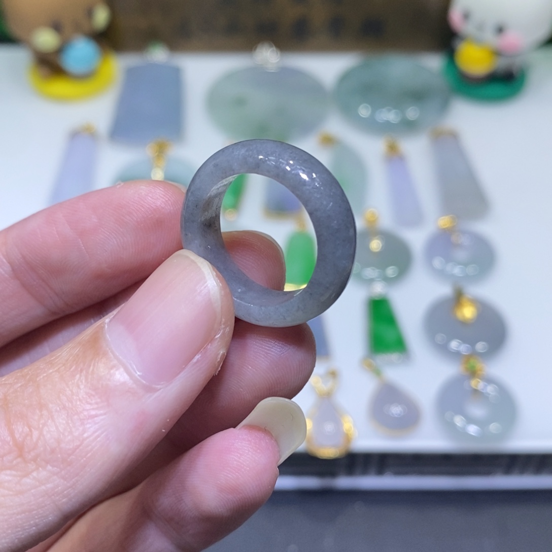 翡翠未镶嵌吊坠(不含链)12号