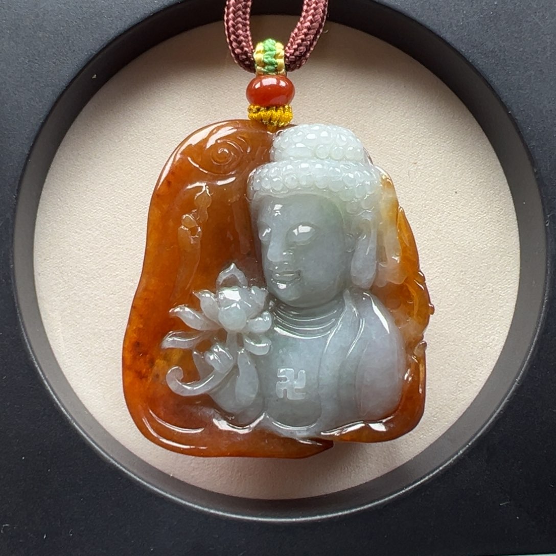 翡翠未镶嵌颈饰佛