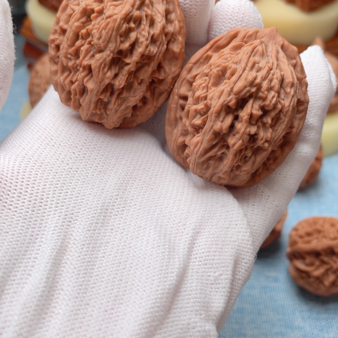 ****.桃核吊坠39尺寸虎头