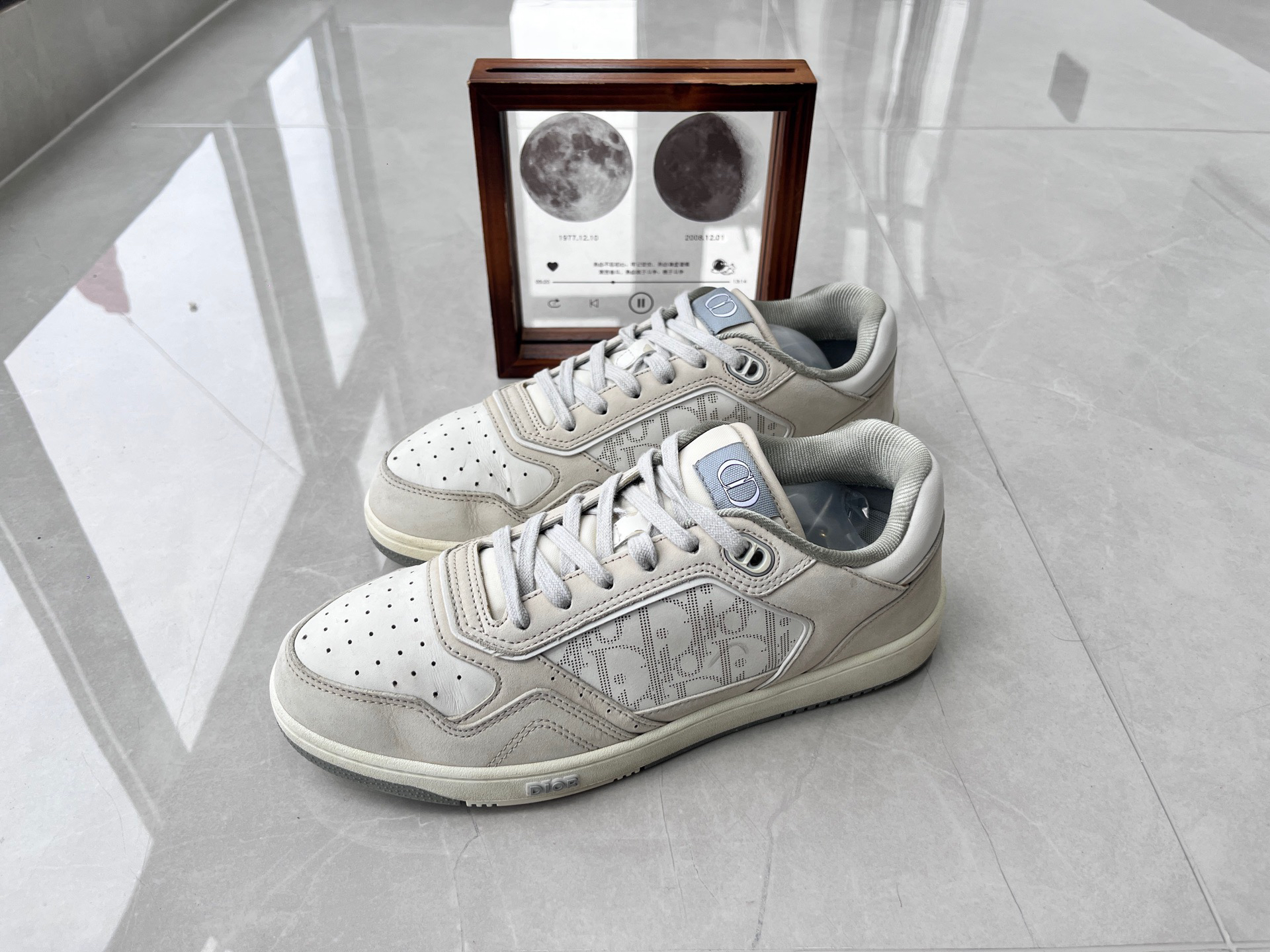 95新 DIOR/迪奥 板鞋/ dior b27 灰白/41码