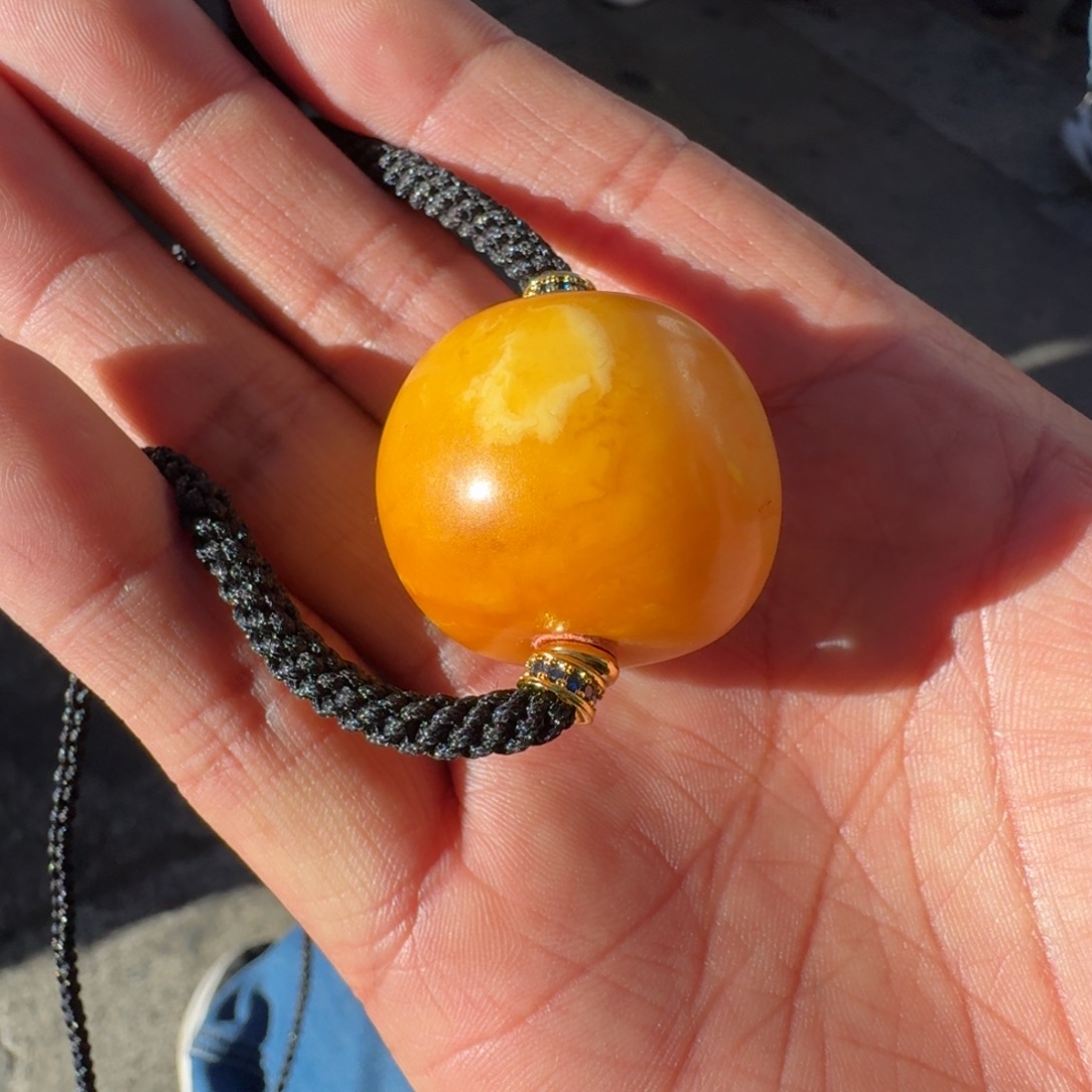 蜜蜡未镶嵌颈饰蜜蜡