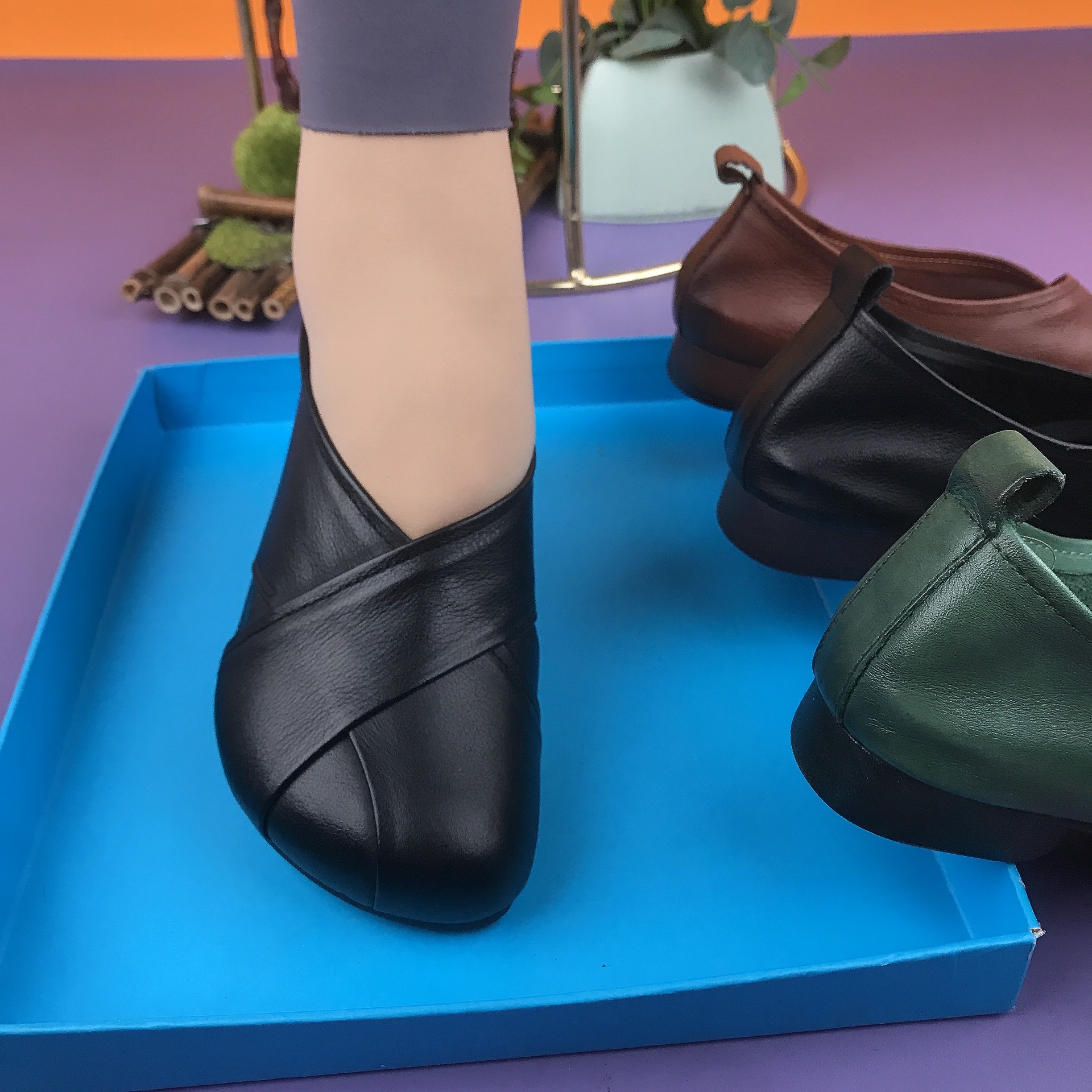 【柒菇凉推荐】平底复古薄款吸汗褶皱休闲单鞋修面胶粘轻职风粘胶鞋