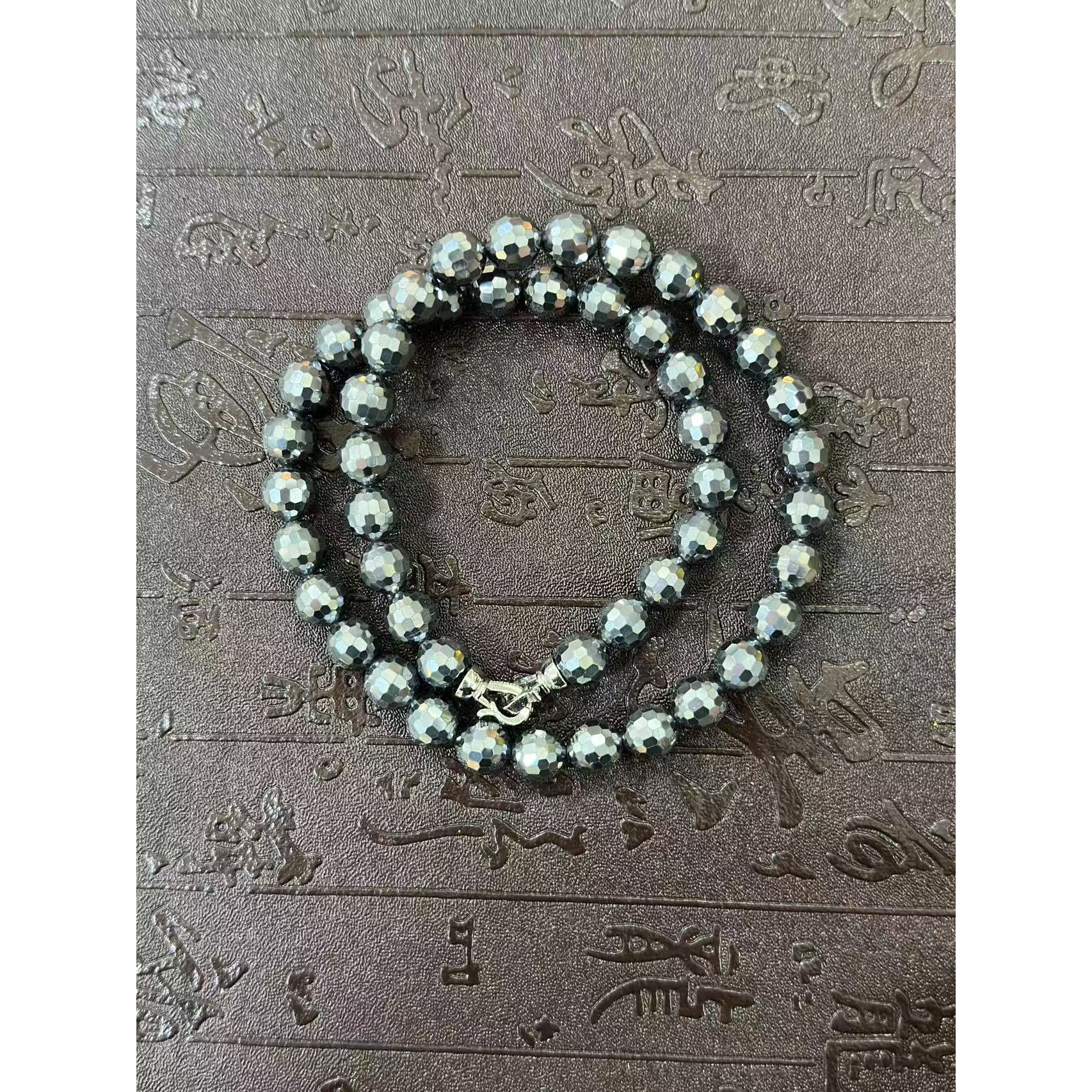 平平S22 钻面地磁玻陨之核项链 多样性发其一