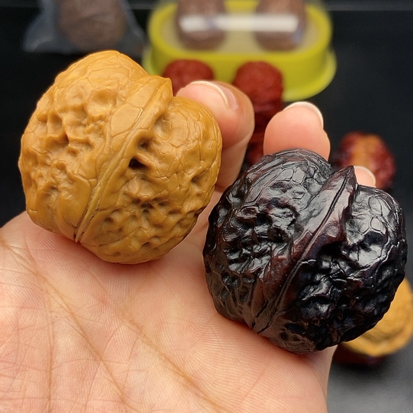 【闪购商品】把件文玩核桃37尺帝王筋元宝