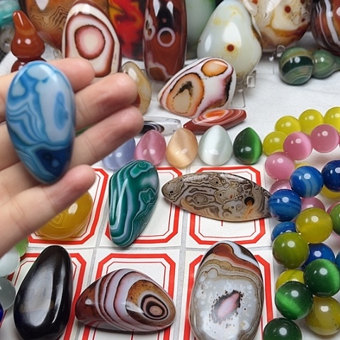 玛瑙/玉髓颈饰未镶嵌