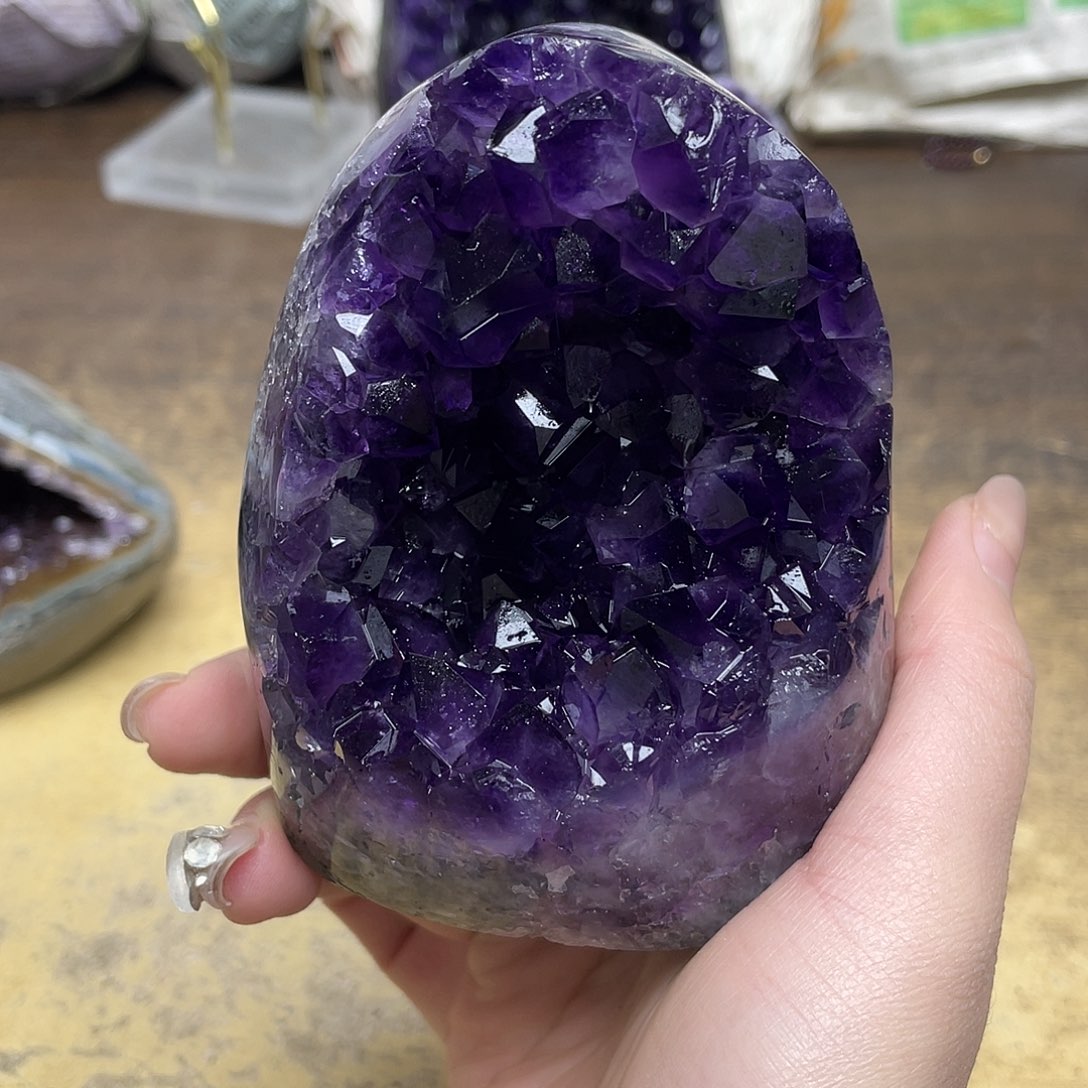 紫晶大型摆件（非配饰）未镶嵌